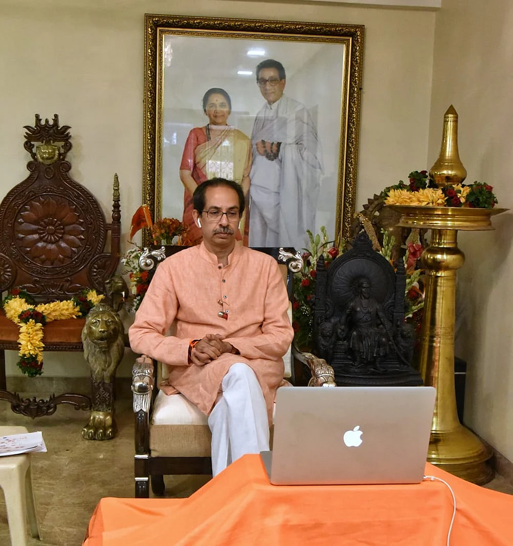 தந்தையின் கனவை நிறைவேற்றத் துடிக்கும் உத்தவ் தாக்கரே! - கடிவாளம் போடும் காங்கிரஸ்...