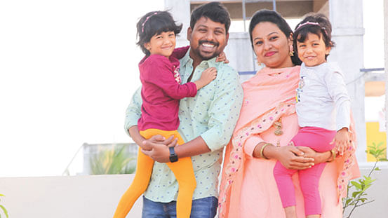 தீஷா, சதீஷ், தீபா, தாரா