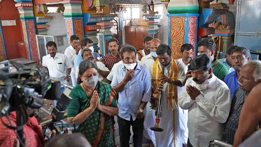 சசிகலாவை யாரும் தடுக்க முடியாது!