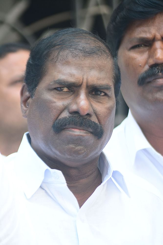 மிஸ்டர் கழுகு: ‘மாப்பிள்ளை’ அலம்பல்... கடுப்பான கமல்!