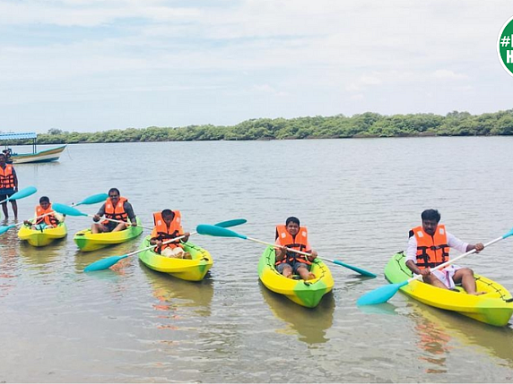 மதுரைக்கு அருகில்... அமைதியான கடல்; அலையாத்திக் காடுகள்; ருசியான கடல் உணவு! காரங்காடு போலாமா?!