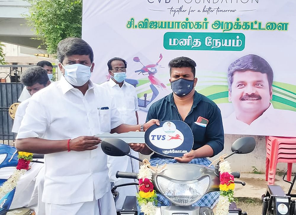 மந்திரி தந்திரி: சி.விஜயபாஸ்கர்