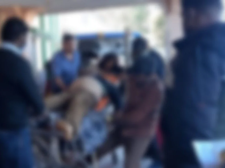 ஊட்டி: மாயமான விங் கமாண்டர்; சேற்றில் சிக்கிய சோகம்! - துயரத்தில் முடிந்த சுற்றுலா