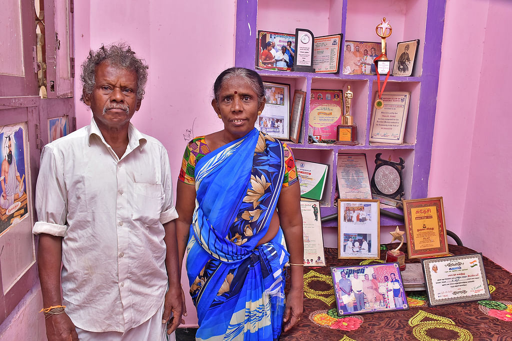 ஹரி, அவரின் மனைவி லட்சுமி