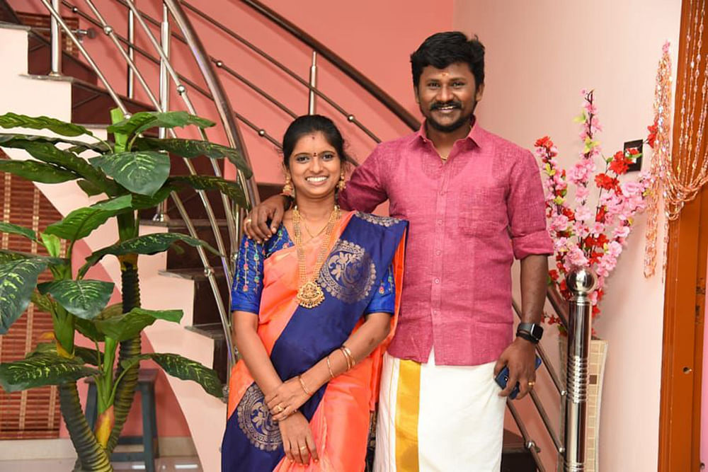 விகடன் TV: என் காதல்... என் பரிசு!