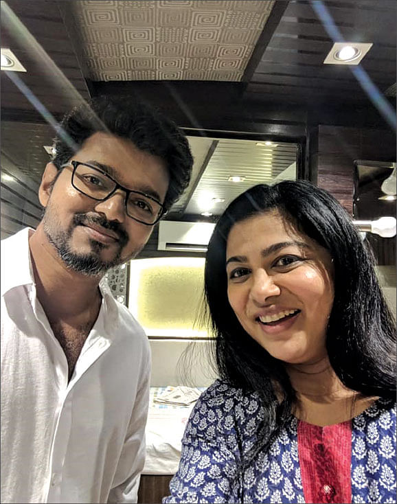விஜய் தேவரகொண்டா முதல் விஜய் வரை... அசத்தும் அழகான அம்மா