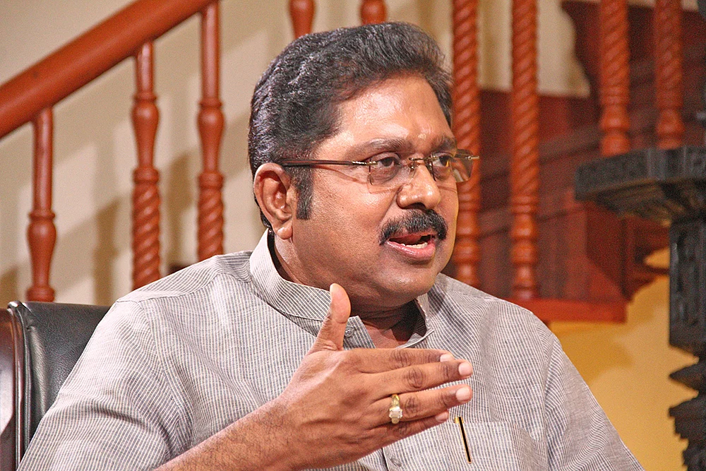 மிஸ்டர் கழுகு: தினகரன் டீல்! - நழுவிய பா.ஜ.க...