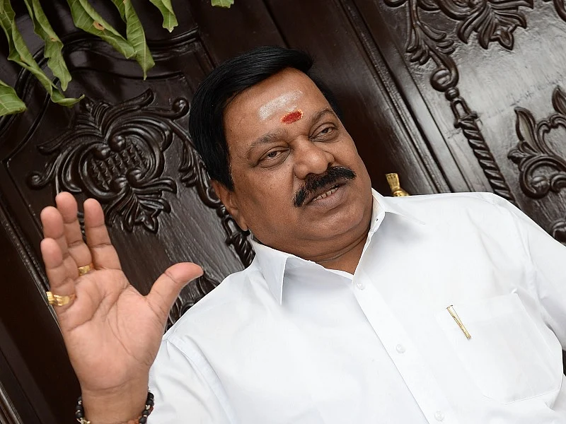 ``சசிகலா, அ.தி.மு.க பொதுச்செயலாளர் இல்லை!’’ - அடித்துச் சொல்கிறார் கோவை செல்வராஜ்