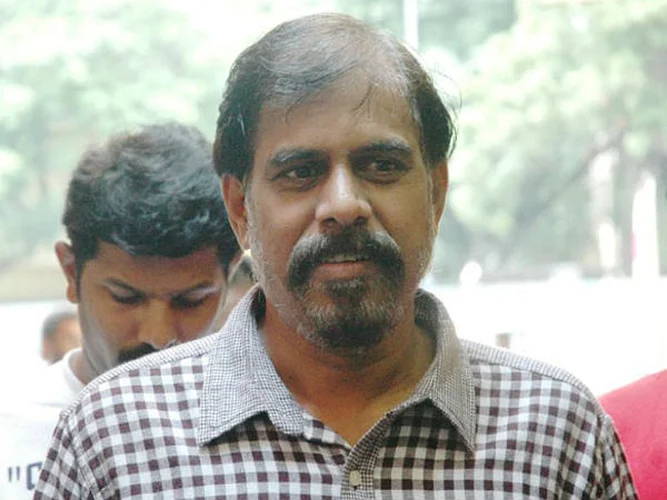 உருகி உருகிக் காதலித்தவன் திருமணத்துக்குப் பிறகு பாராமுகம் காட்டுவது ஏன்?