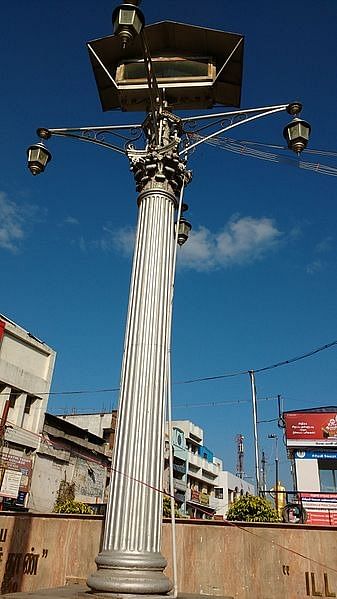 விளக்குத் தூண்