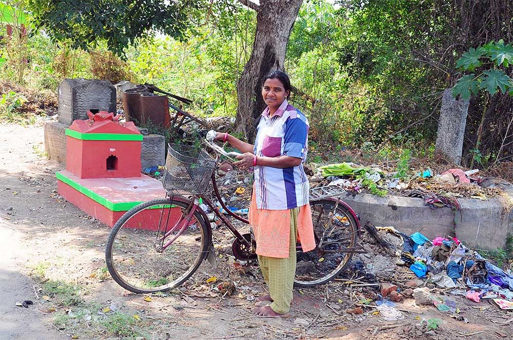 “மயானத்துக்கு வெளியேதான் பயம்!”