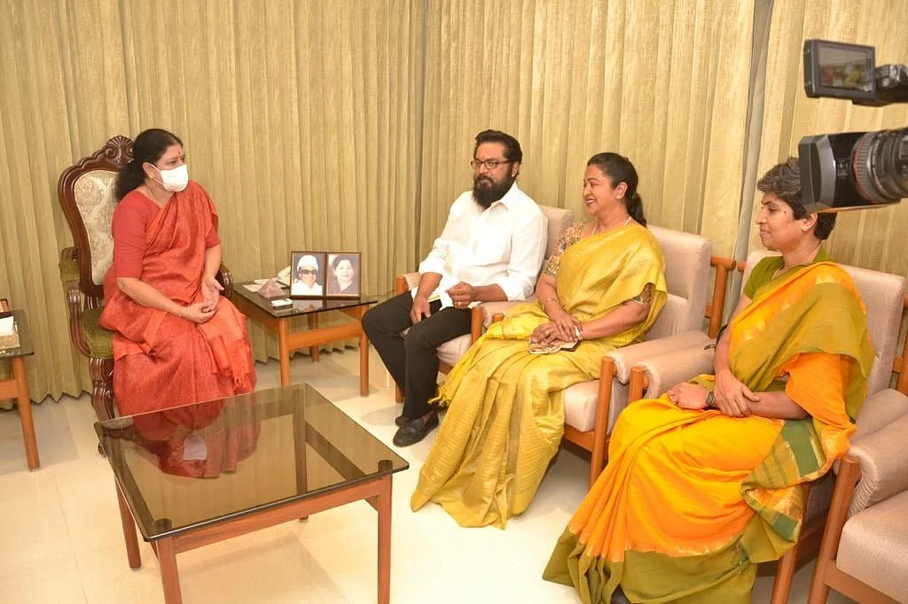 சசிகலா - சரத் சந்திப்பு