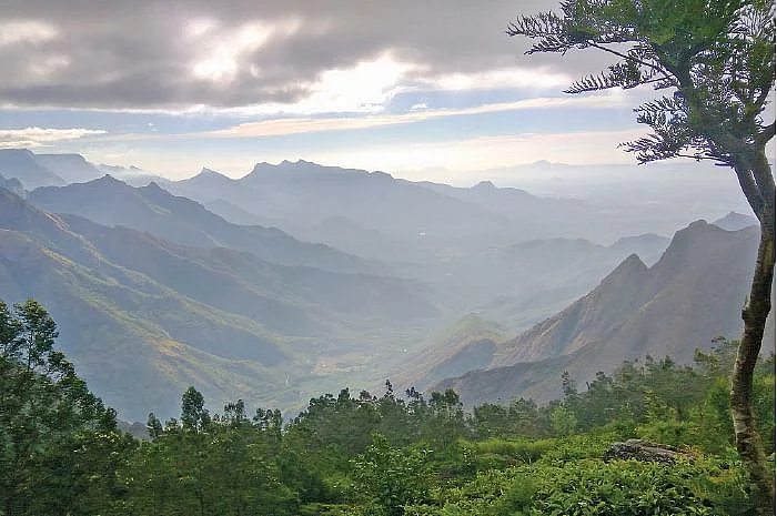 கொழுக்கு மலை