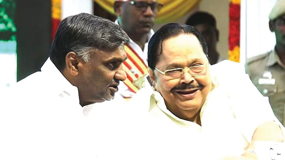 மந்திரி தந்திரி! - கே.சி.வீரமணி