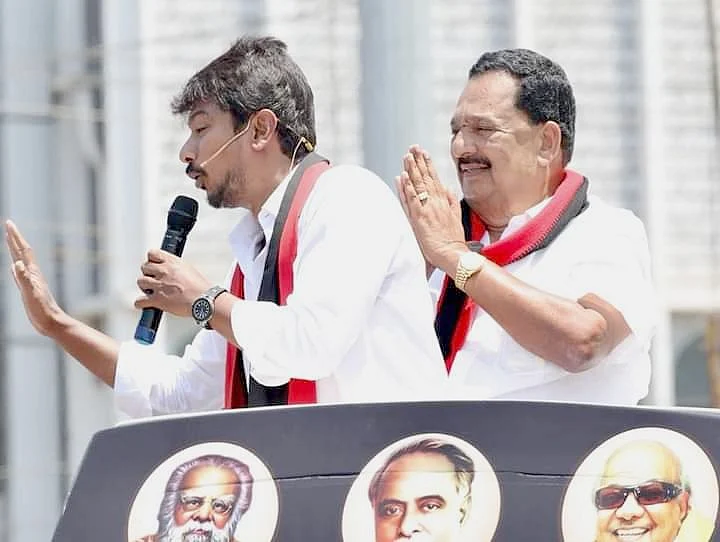 உதயநிதி பிரசாரத்தின்போது...