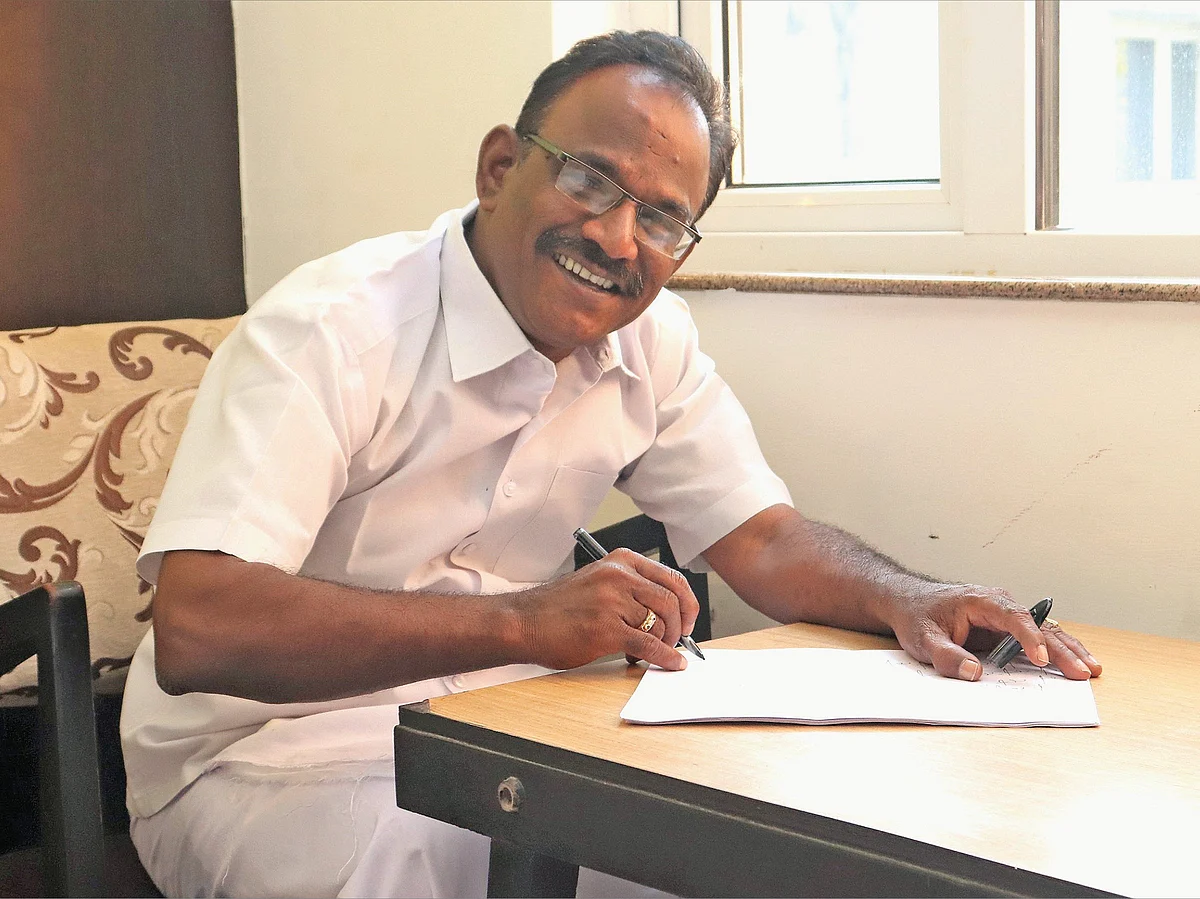 2022ம் ஆண்டிற்கான `குவெம்பு ராஷ்டிரிய புராஸ்கர் தேசிய விருது' பெற்ற தமிழ் எழுத்தாளர் இமையம்