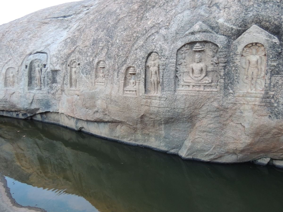 பேச்சிப்பள்ளம் சுனை