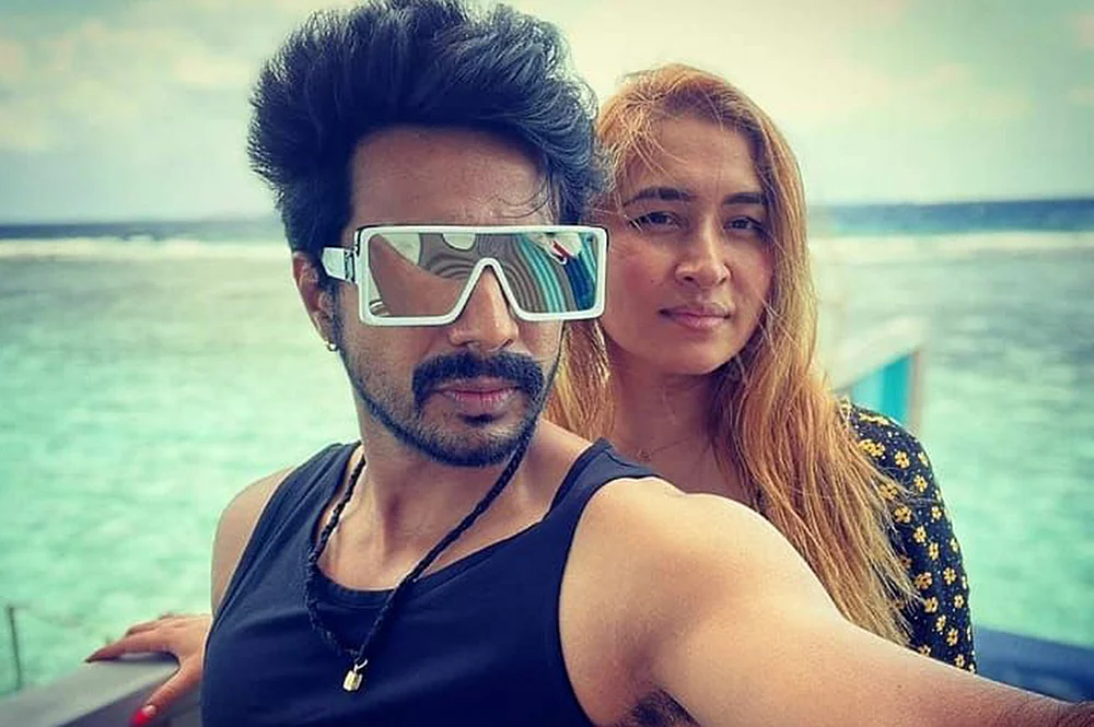 Vishnu Vishal - பாரீன்ல ஒரு டூயட்!