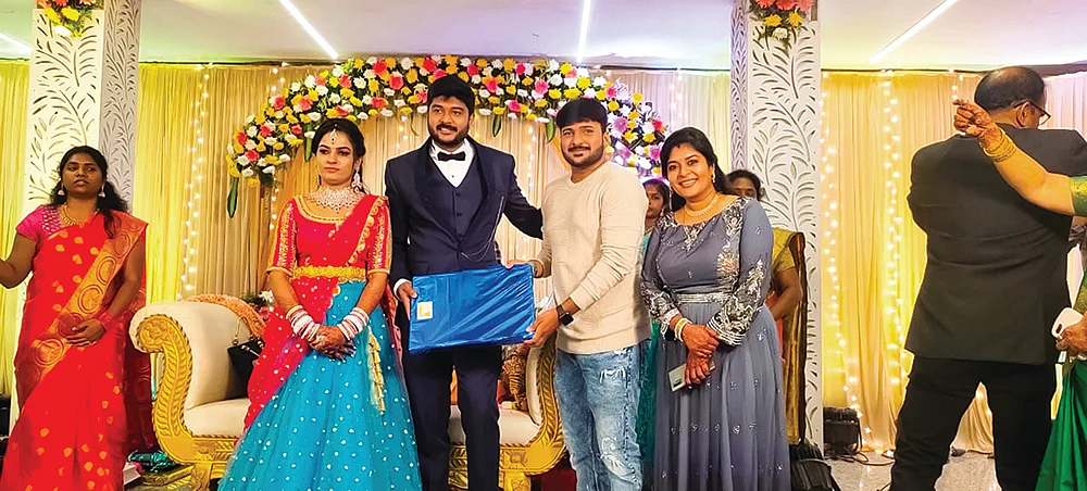 விகடன் TV: ரிமோட் பட்டன்