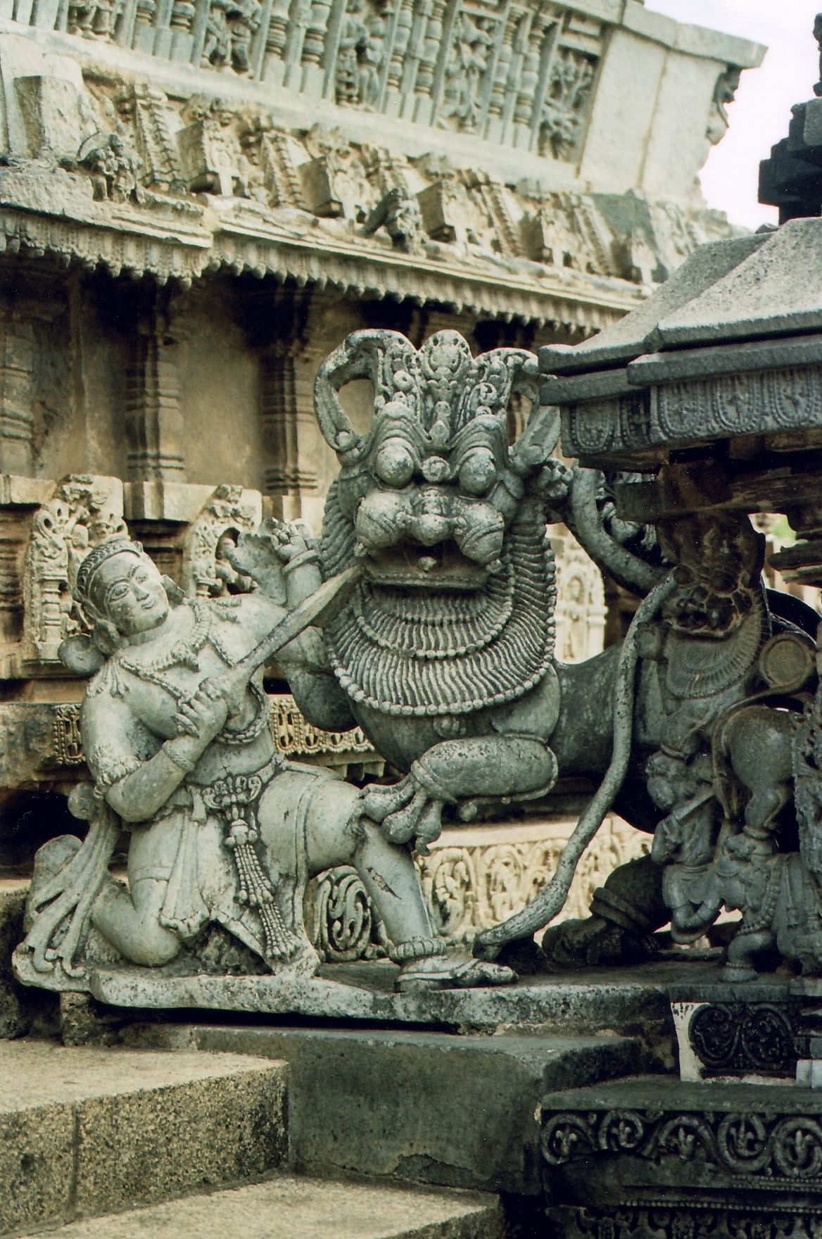 ஹொய்சாளப் பேரரசின் இலச்சினை