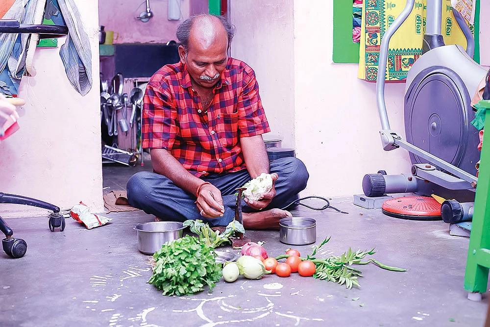 அடையாளம் தாண்டினால் ஆணும் பெண்ணும் சமம்!