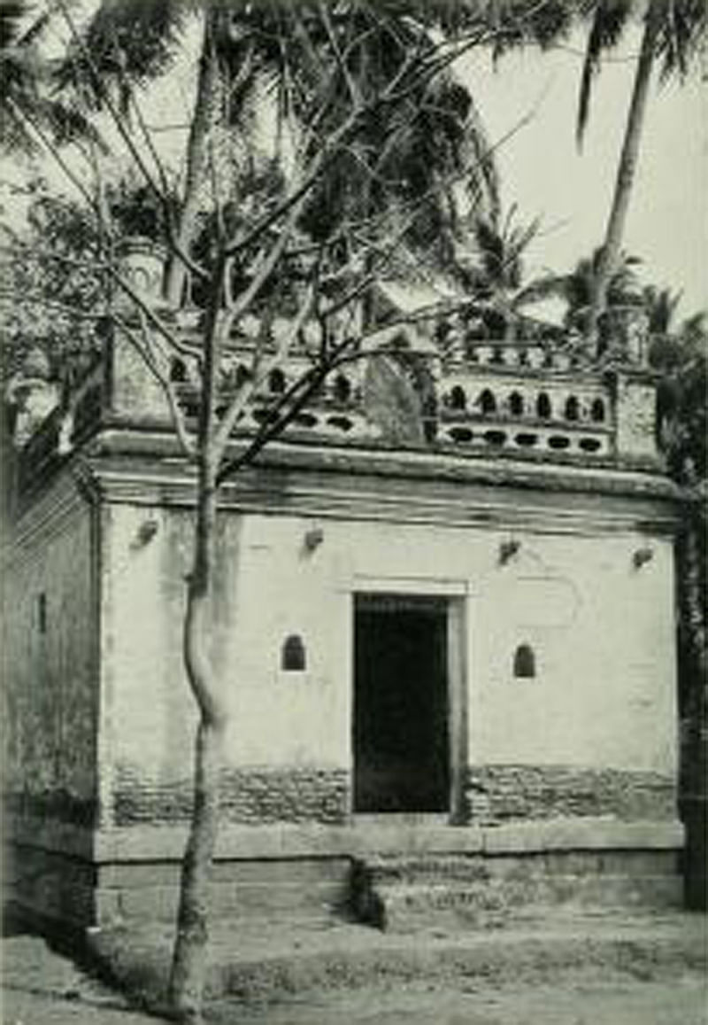 1808-ல் சம்மட்டிபுரத்தில் கட்டப்பட்ட கான் சாகிப் தர்கா