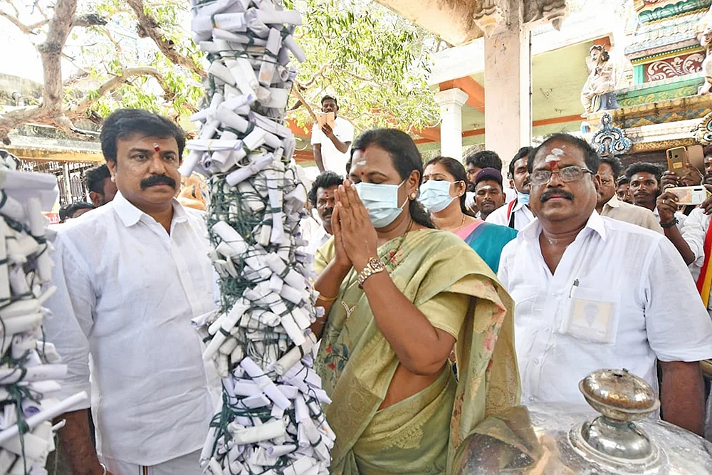 போட்டோ தாக்கு