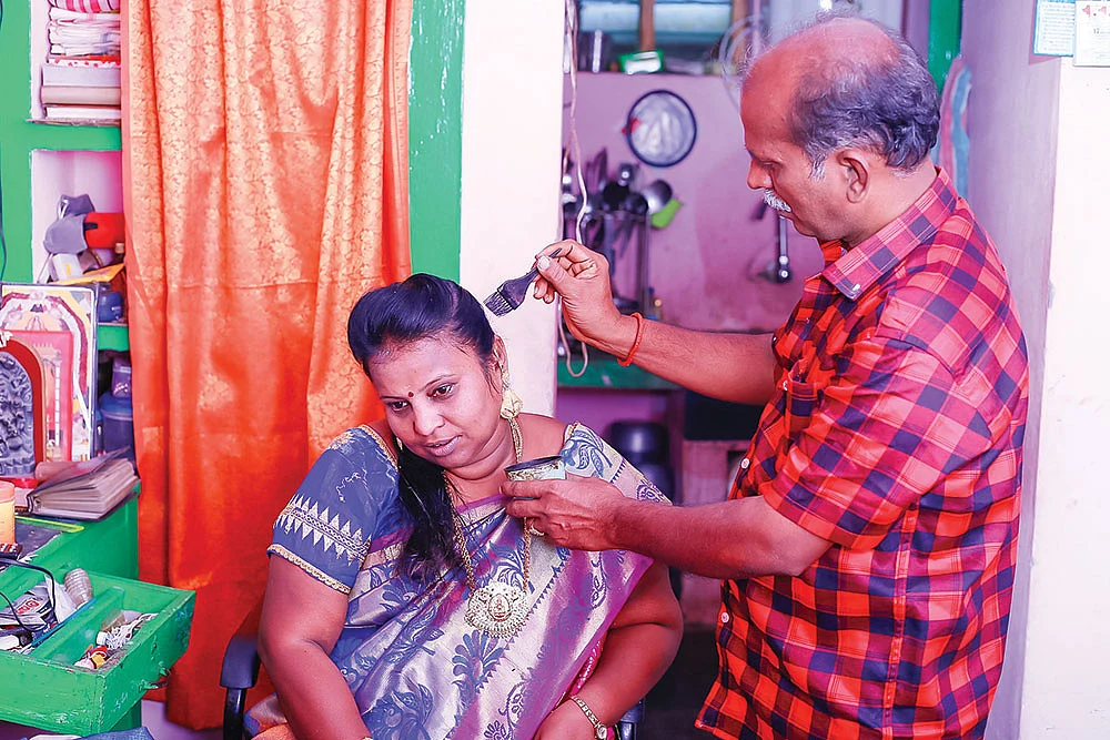 அடையாளம் தாண்டினால் ஆணும் பெண்ணும் சமம்!