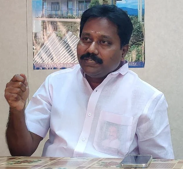 நவல்பட்டு விஜி