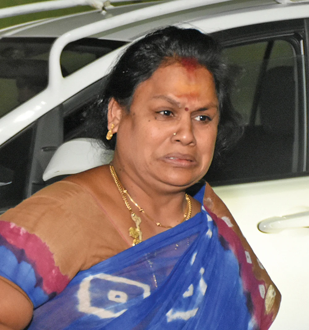 அழுகாச்சி காவியம்!