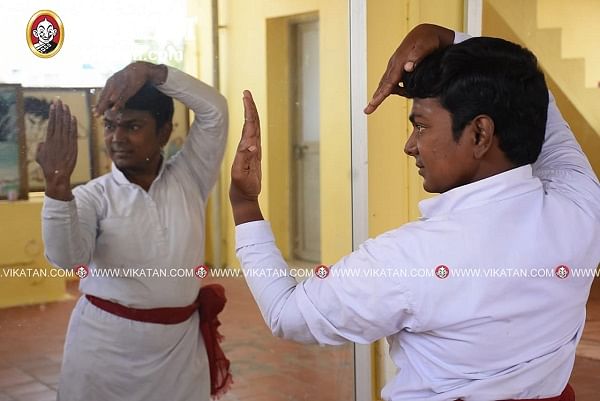 முத்து மீனாட்சி
