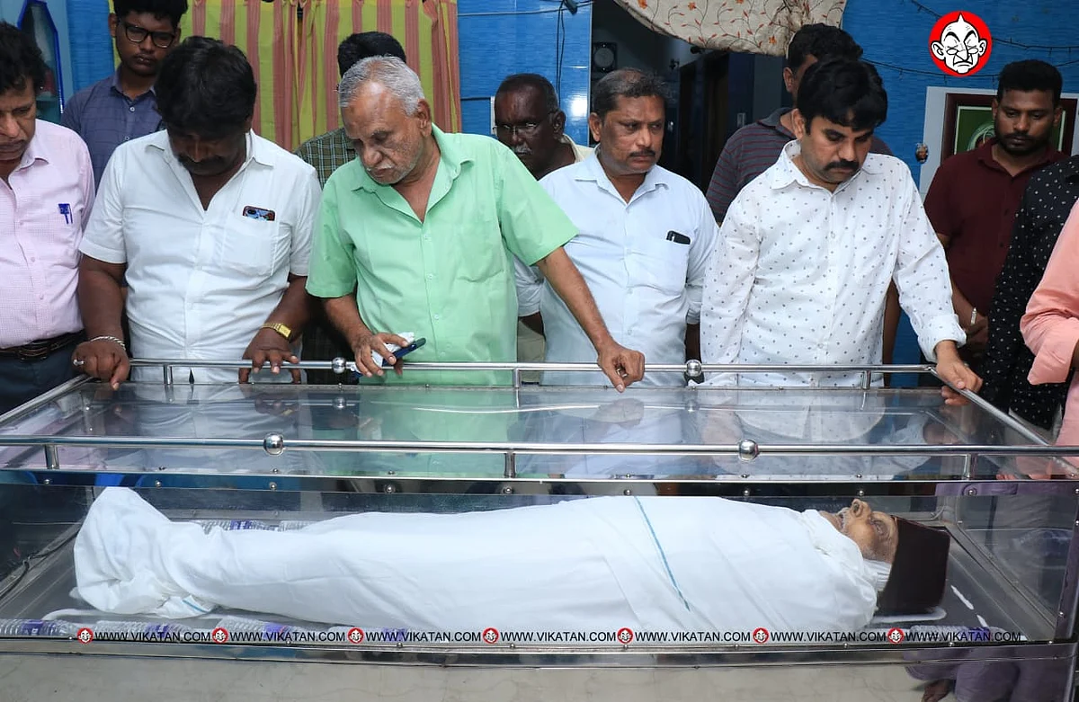 அப்துல் கலாமின் சகோதரரின் உடல்.