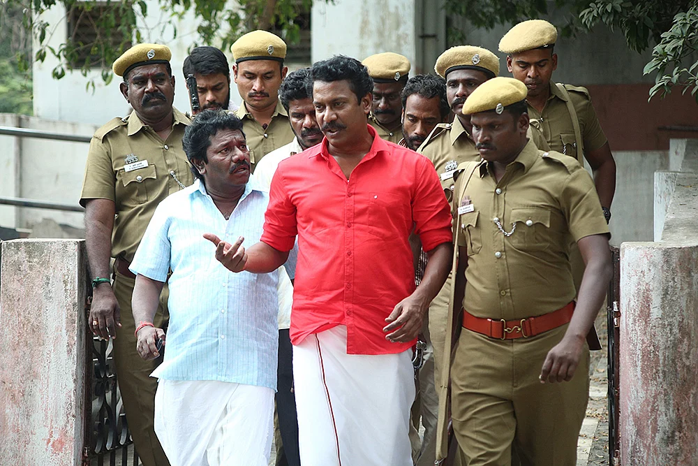 சங்கத்தலைவன் - சினிமா விமர்சனம்