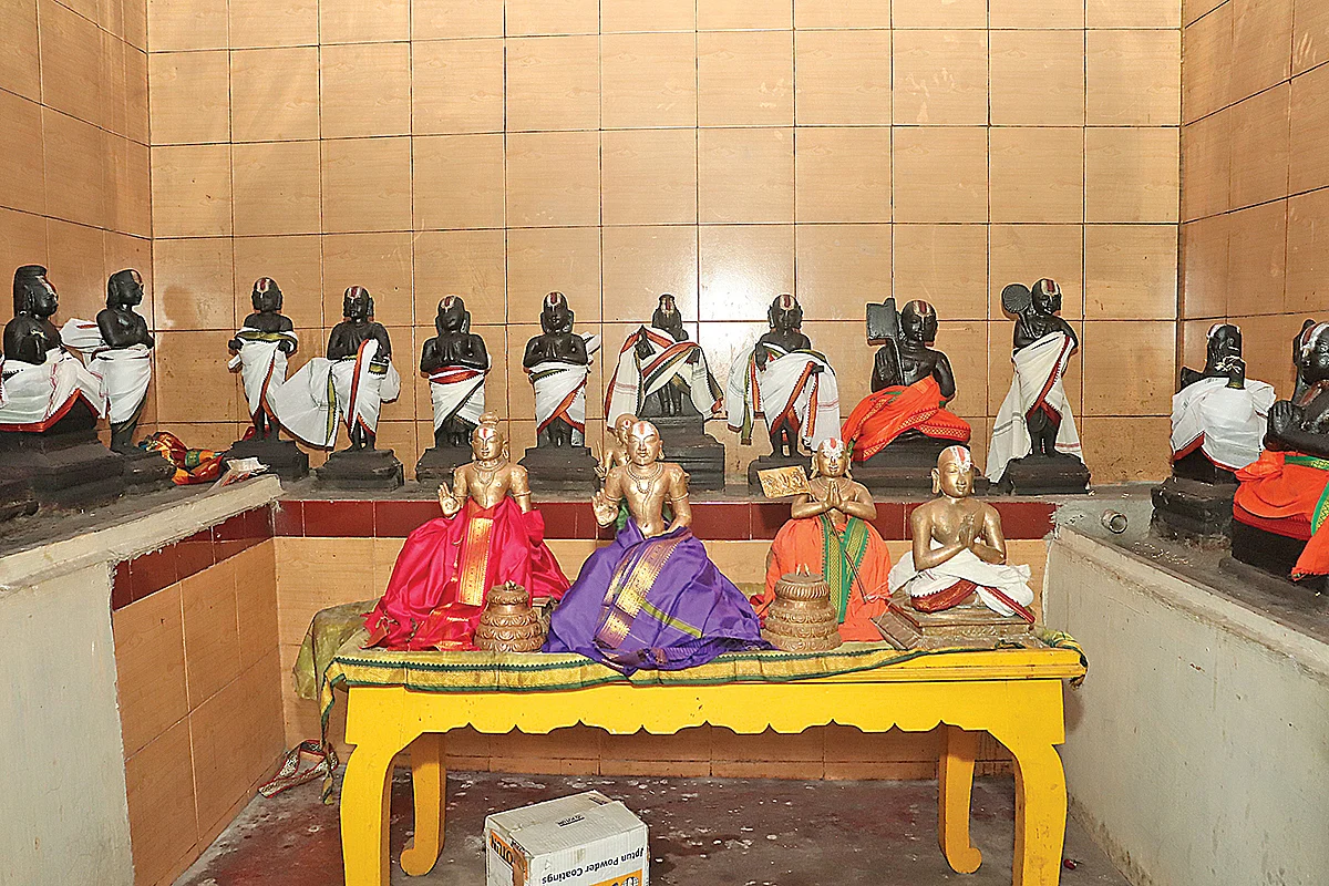 மணிமகுடத்தில்
மகாலட்சுமி தரிசனம்!