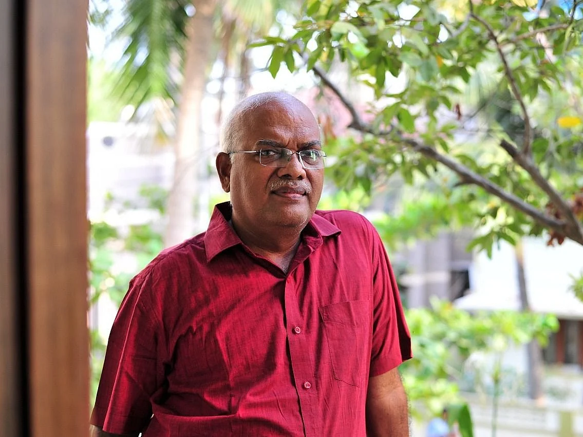`பொருளாதார புலி' ஜெயரஞ்சனுக்கு பசுமை விகடனின் பகிரங்க சவால்!