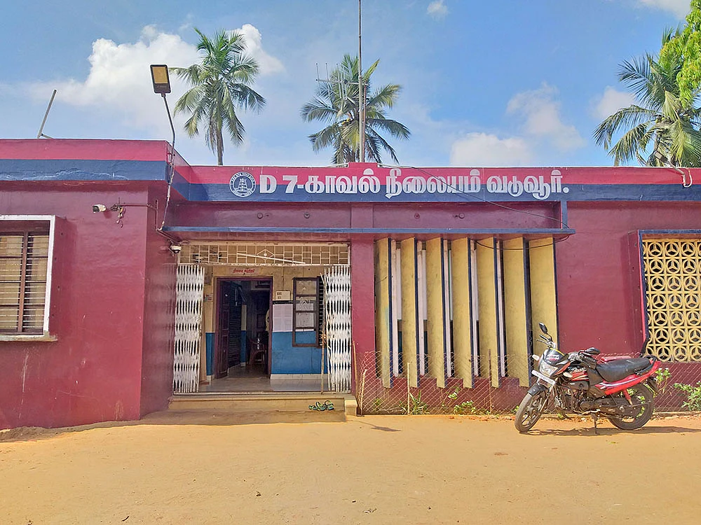 “பயப்படாதீங்க... இதுக்குப் பேரு கூட்டுக் கடன்!” - கலங்கவைக்கும் கடன் மோசடி
