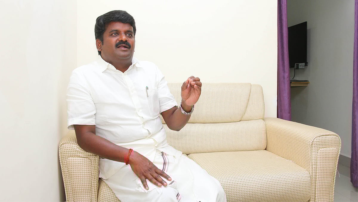 ``5 ஆண்டுகள்,10 ஆண்டுகள் பணியிருக்கும் அதிகாரிகளே... உஷார்” - எச்சரித்த விஜயபாஸ்கர்