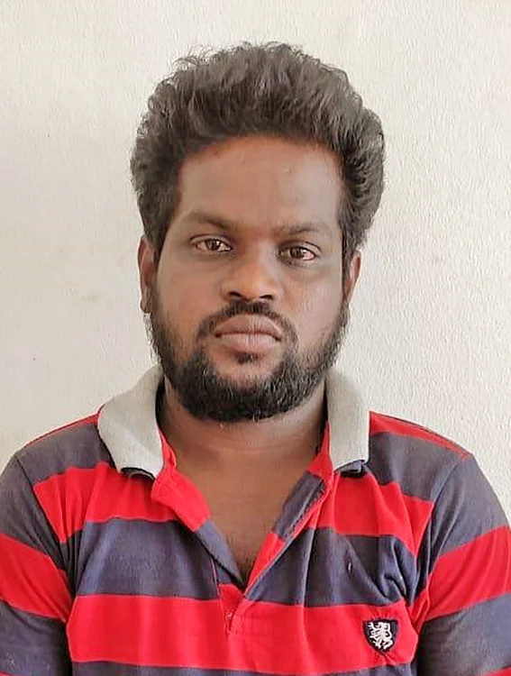 சதீஷ்குமார்