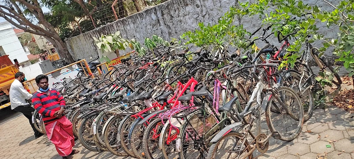 சைக்கிள் திருடுறது ரொம்ப ஈஸி சார்!
