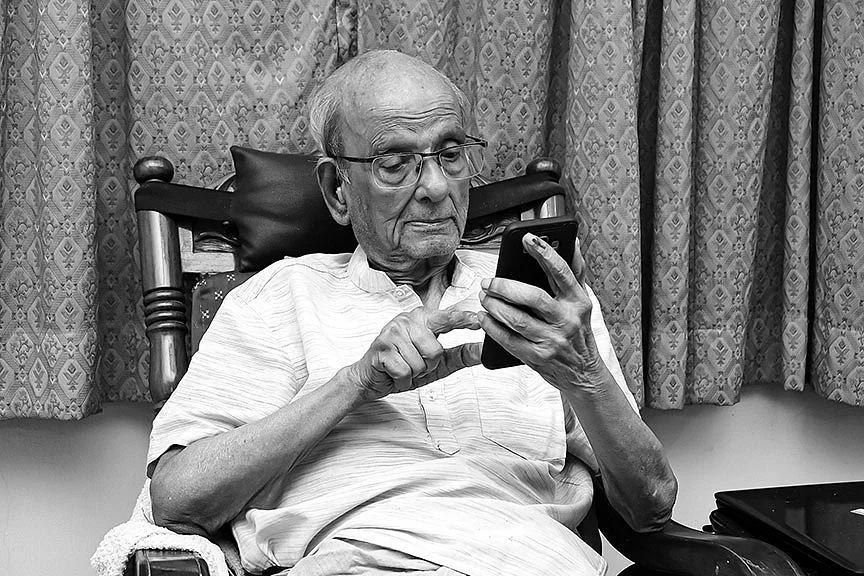 “கட்சித் தாவலைத் தொடங்கி வைத்தவர் ராஜாஜிதான்!”