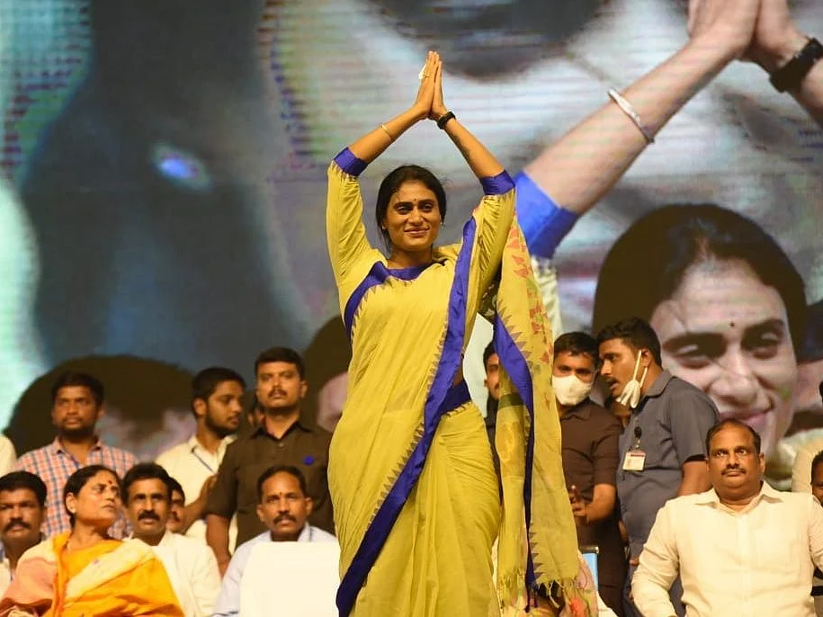 புதுக்கட்சித் தொடங்குகிறார் ஜெகன்மோகன் தங்கை ஷர்மிளா! - அரசியல் ஆலோசகராக திமுக எம்.எல்.ஏ மகள்?!