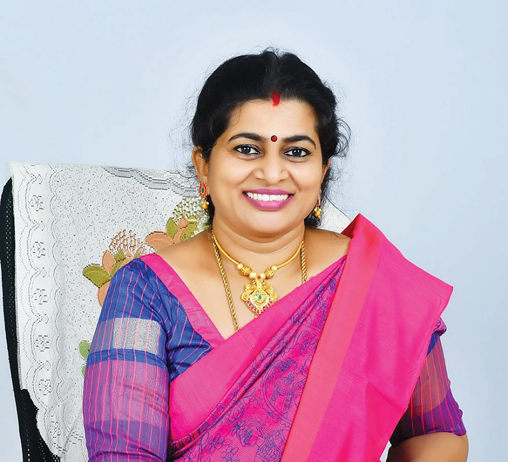 கிருஷ்ணா ராதாகிருஷ்ணன்.
