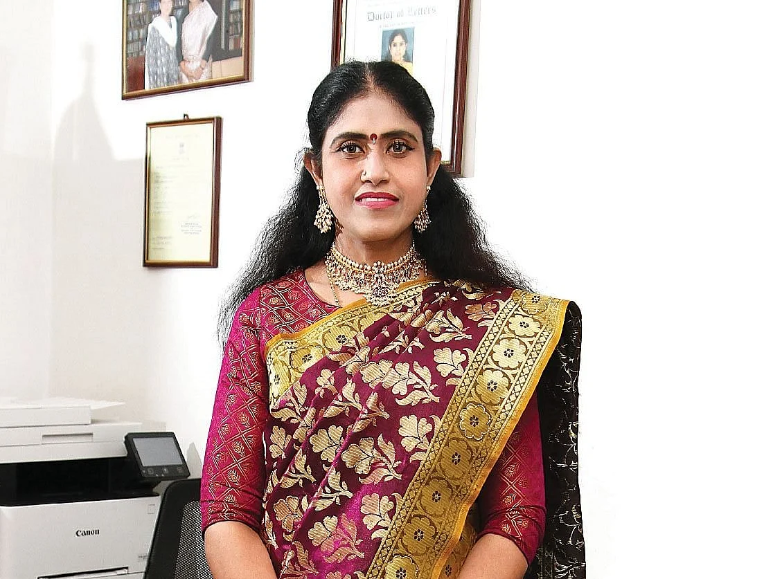 விளவங்கோடு: `சீட் வாங்க தான் கஷ்டம்; வெற்றி..!’ - ஹாட்ரிக் அடிப்பாரா விஜயதரணி?!