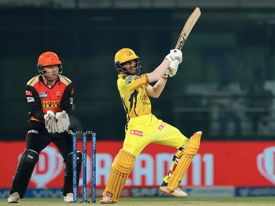 CSK v SRH: மாஸ் ஓப்பனிங் கொடுத்த கெய்க்வாட்... 3 போட்டிகளில் இரண்டாவது அரைசதம்!