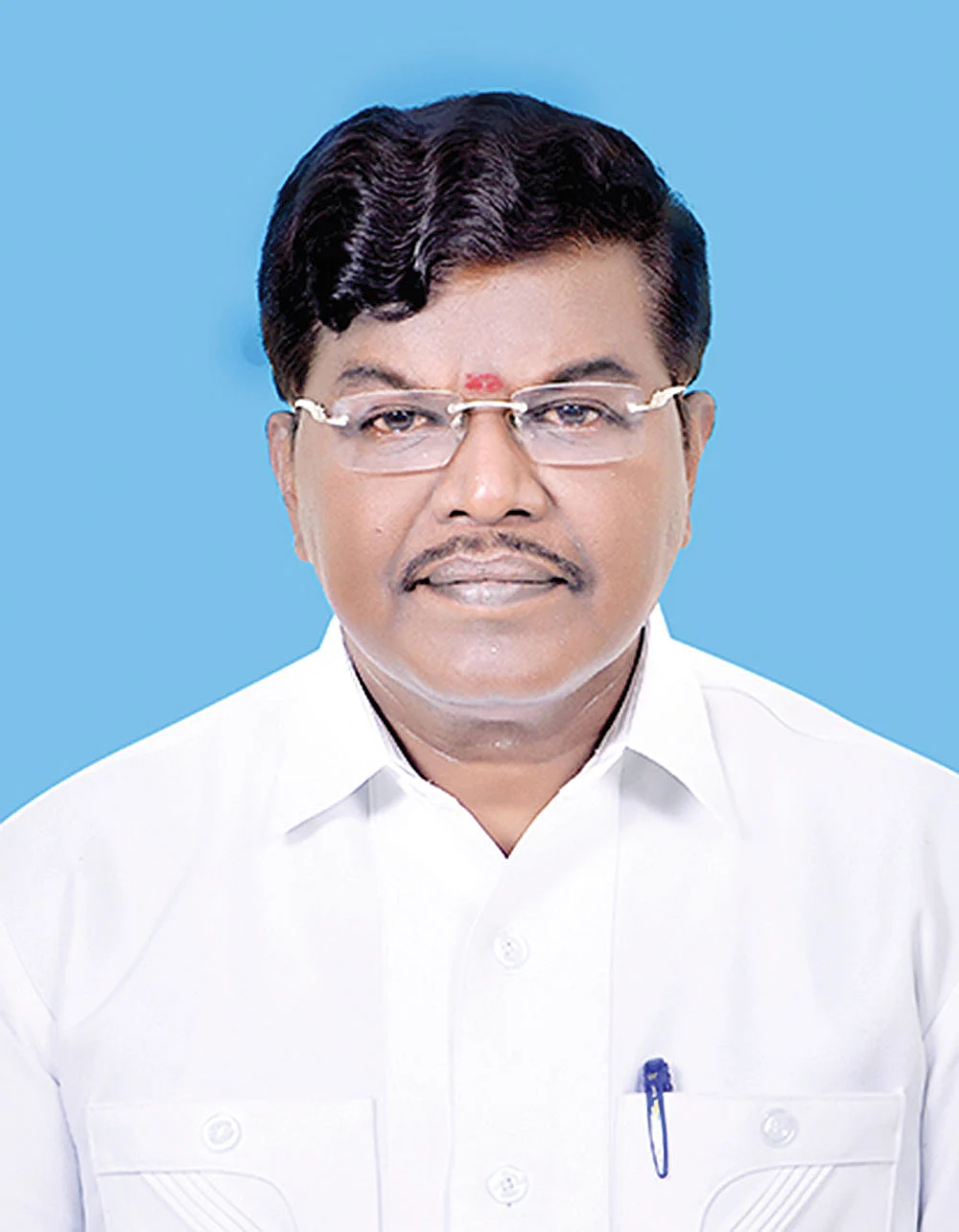 ஆ.ஆறுமுக
நயினார்,
வழக்கறிஞர்,
சென்னை
உயர்நீதிமன்றம்,
முன்னாள்
கூடுதல்
தலைவர்,
பதிவுத்துறை.