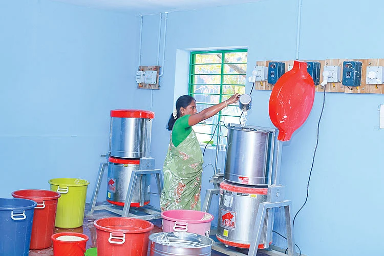 நவீன தோசைமாவு அரைக்கும் இயந்திரம்