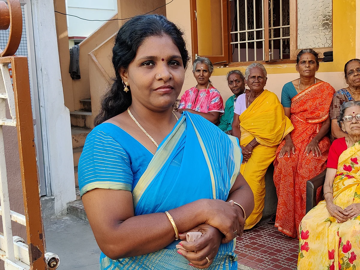 ``இங்கு சந்தோஷத்துக்கு குறைவில்ல... நைட்டிதான் நிறைய தேவைப்படுது!’’ - `முதியோர் இல்லம்' ஜெயந்தி