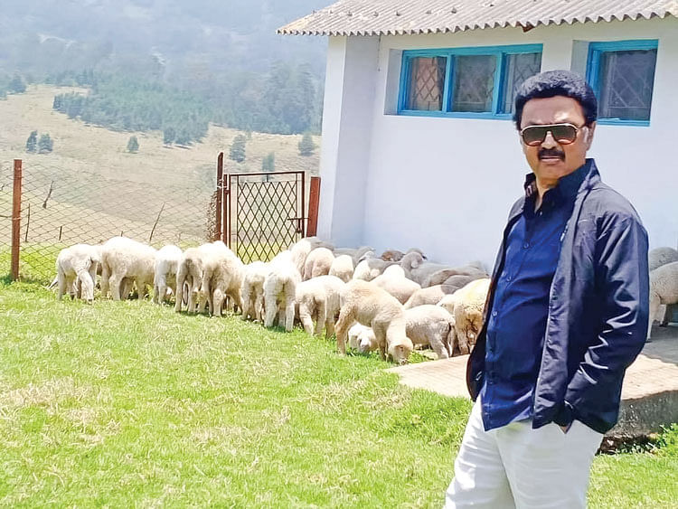 பண்ணையில் மு.க.ஸ்டாலின்