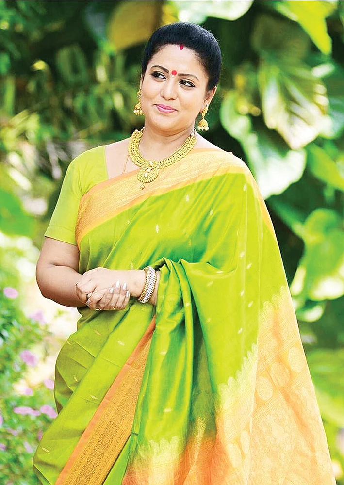 சேனல் சைட் டிஷ்