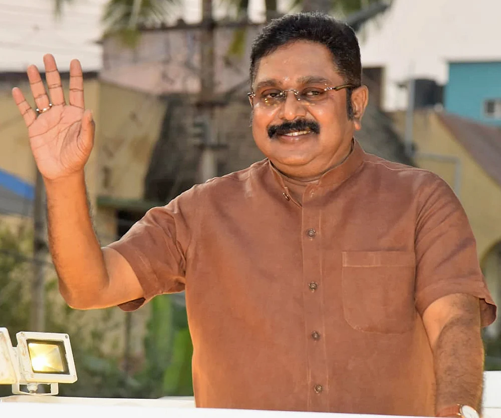 மாற்றிய சீமான்... ஏமாற்றிய தினகரன்... ஏமாந்த கமல்!